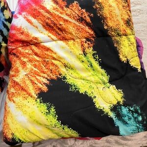 Vibrant Multicolor Bedding Set